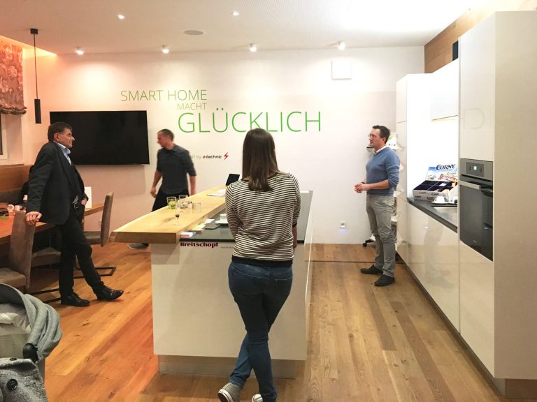 Smart Home Experience Tour im Schauraum Kuchl